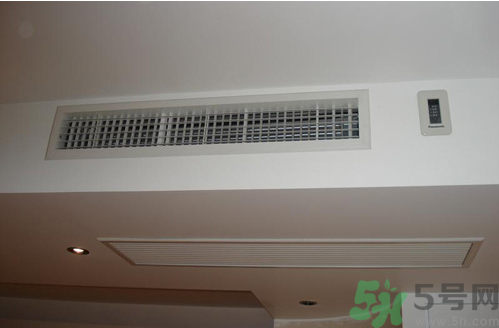 秋天空調(diào)開什么溫度最好？秋天空調(diào)開多少度合適？