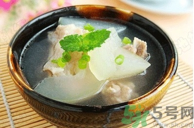 入秋喝什么湯最好？秋季養(yǎng)生湯有哪些？