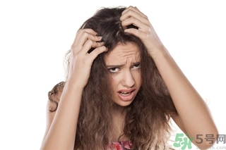 掉頭發(fā)用白醋洗頭好嗎？掉頭發(fā)用醋洗好嗎？