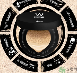 w.lab雪花氣墊黑色款怎么樣？w.lab雪花氣墊黑色和白色區(qū)別？