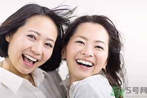 掉頭發(fā)用什么洗發(fā)水最好？掉頭發(fā)用什么洗發(fā)水好？