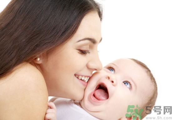 產(chǎn)后如何催乳？產(chǎn)后催乳吃什么？