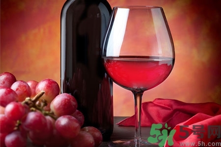 葡萄酒什么時候喝最好？一天什么時間喝葡萄酒最好？