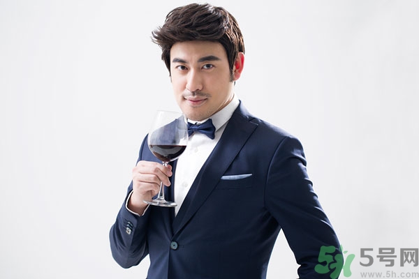 紅酒是葡萄酒嗎？葡萄酒和紅酒有什么區(qū)別