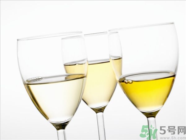 葡萄酒不能和什么一起吃？葡萄酒和什么食物相克？