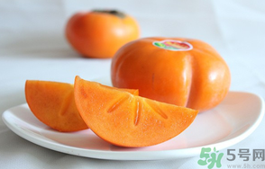 脆柿子可以直接吃嗎？柿子可以直接吃嗎？