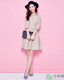 十月份可以穿裙子嗎？十月份穿什么衣服合適？