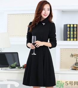 十月份可以穿裙子嗎？十月份穿什么衣服合適？