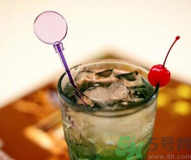 孕婦能喝碳酸飲料嗎？孕婦喝碳酸飲料對(duì)胎兒有影響嗎？