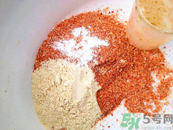 秋天釣魚用什么餌料？秋季釣魚用什么餌料好？