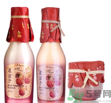 思親膚適合什么膚質(zhì)？skin food思親膚適合油性皮膚嗎？