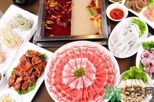 吃火鍋喝什么酒好？吃火鍋適合喝什么酒？