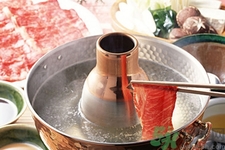 吃火鍋太辣胃難受怎么回事？吃火鍋太辣胃難受怎么辦？