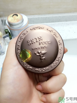 思親膚和自然樂(lè)園哪個(gè)好？skin food和自然樂(lè)園哪個(gè)好用？