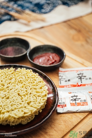 辛拉面是哪個(gè)國(guó)家的？辛拉面怎么煮好吃？