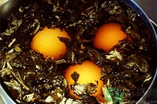 艾葉煮雞蛋有什么作用？痛經(jīng)能吃艾葉煮雞蛋嗎？