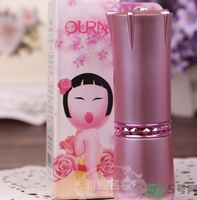 oura馬油唇膏好用嗎？愛茉莉oura馬油唇膏顏色區(qū)別