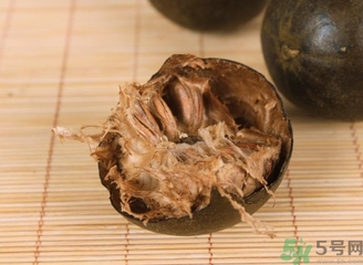 羅漢果泡水要去殼嗎？羅漢果泡水泡多久？