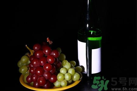 紅酒開瓶后能放多久？開瓶后的葡萄酒能放多久？