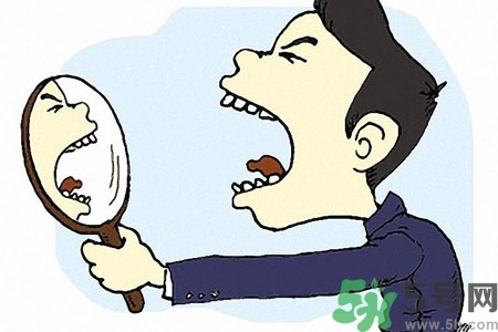 吃口香糖會口臭嗎？吃了口香糖為什么口還很臭？