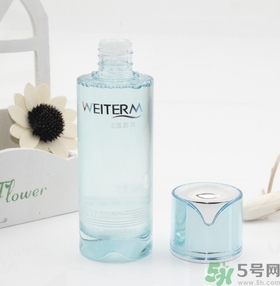 柔膚水是爽膚水嗎？柔膚水和爽膚水的區(qū)別