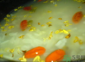 新鮮桂花可以煮粥嗎？桂花可以煮粥嗎？