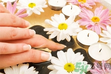 凍瘡很癢是快好了嗎？?jī)霪徍馨W可以抓嗎？