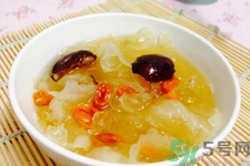 冬天喝什么湯能下火？冬天上火喝什么茶降火？