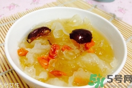 冬天喝什么湯？冬天喝什么湯能暖身體？