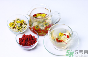 桂花和菊花可以一起泡茶嗎？桂花可以和能一起喝嗎？