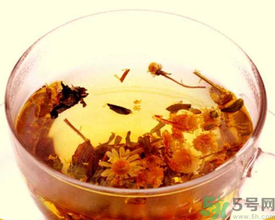 桂花茶和玫瑰花能一塊泡水喝嗎？桂花和玫瑰花一起喝有什么功效？