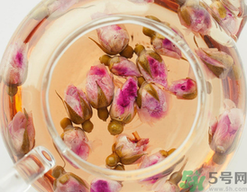 桂花茶和玫瑰花能一塊泡水喝嗎？桂花和玫瑰花一起喝有什么功效？