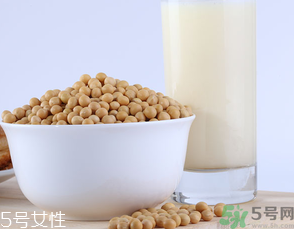 早上喝豆?jié){有什么好處？早上喝豆?jié){會胖嗎？