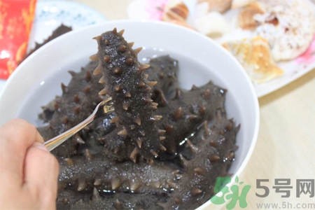 新鮮海參能生吃嗎？新鮮海參是生吃好還是熟吃好？