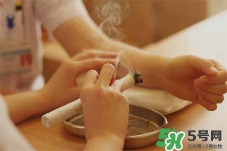 落枕能艾灸嗎？艾灸治療落枕有用嗎？