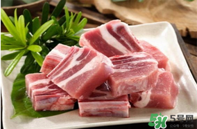  燉排骨用什么鍋？排骨用鍋高壓鍋燉多長時間？