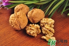 吃核桃會(huì)上火嗎？吃核桃為什么會(huì)上火？
