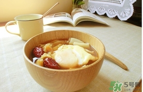 紅糖雞蛋產(chǎn)婦能吃嗎？產(chǎn)婦吃紅糖雞蛋有什么好處？