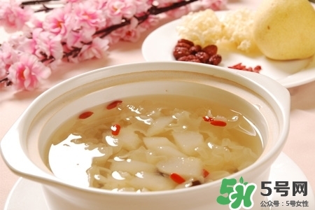 喝銀耳紅棗湯對(duì)身體好嗎？長期吃銀耳紅棗湯有什么好處？