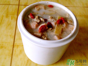 吃完鴨肉可以喝牛奶嗎？鴨肉和牛奶能一起吃嗎？