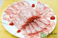 羊肉和螃蟹能一起吃嗎？羊肉不能和什么食物一起吃？