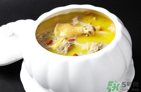 雞肉和柿子能一起吃嗎？吃完雞肉可以吃柿子嗎？