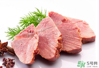 吃完牛肉可以喝牛奶嗎？牛肉和牛奶可以一起吃嗎？