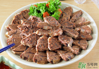 熟牛肉放冰箱里能保鮮多久？熟牛肉冷凍可以放多久？