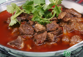 燉牛肉放什么容易爛？牛肉怎么燉好吃又爛？