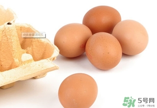笨雞蛋和普通雞蛋營(yíng)養(yǎng)價(jià)值一樣嗎？笨雞蛋和普通雞蛋的區(qū)別