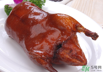 北京烤鴨可以帶上飛機(jī)嗎？坐飛機(jī)可以帶北京烤鴨嗎？