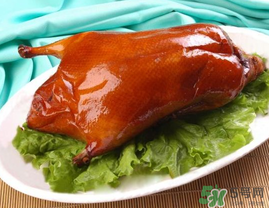 ?烤鴨和柿子能一起吃嗎？吃完烤鴨能吃柿子嗎？