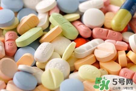 小孩為什么不能吃大人的藥？父母給孩子喂藥需注意
