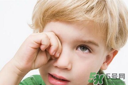 孩子為什么老眨眼睛？孩子總眨眼睛怎么回事？